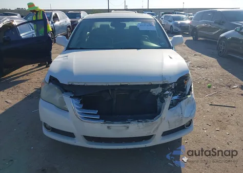 2008 Toyota Avalon Limited z USA, uszkodzony, nr VIN 4T1BK36BX8U292771